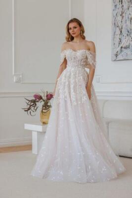 Wei&szlig;e Rose - Hochzeitsmoden - Brautmode Bild  05