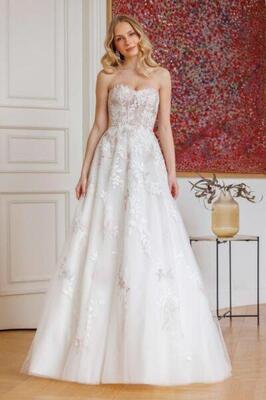 Wei&szlig;e Rose - Hochzeitsmoden - Brautmode Bild  07