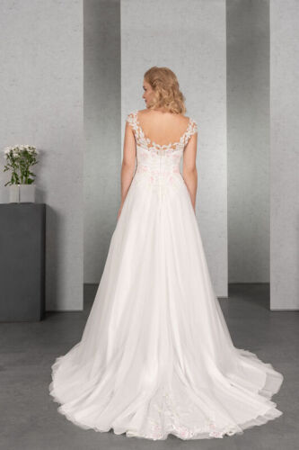 Bild 10 Wenzel Brautmoden