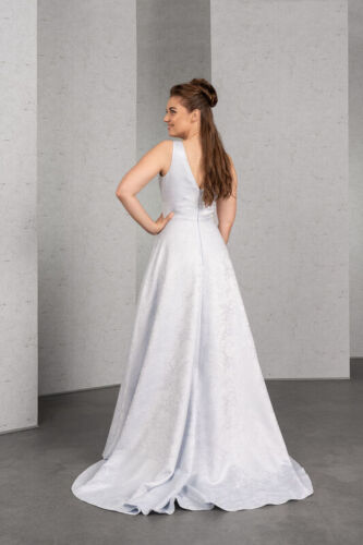 Bild 16 Wenzel Brautmoden