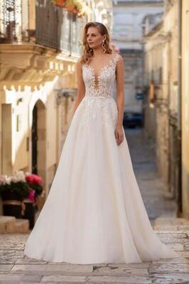 Wei&szlig;e Rose - Hochzeitsmoden - Brautmode Bild  21