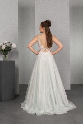 Wei&szlig;e Rose - Hochzeitsmoden - Brautmode Bild  48