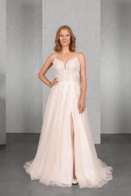 Wei&szlig;e Rose - Hochzeitsmoden - Brautmode Bild  57